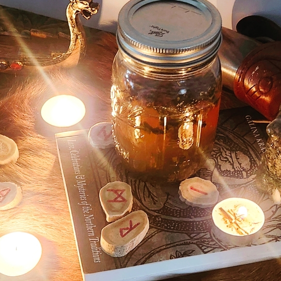 Lagertha, Caffinated, green tea, herbal blend, Shield Maiden energy - Picture 6 of 12